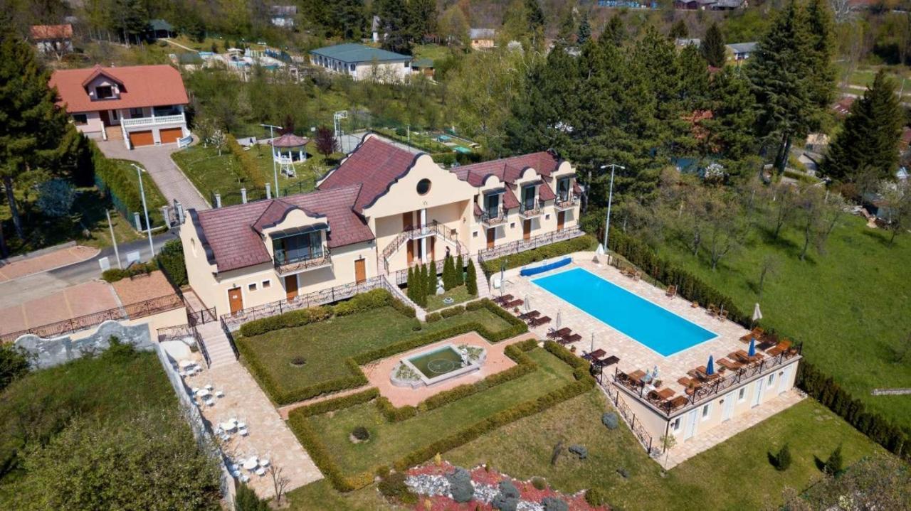 Suncani Breg Apartments Врдник Экстерьер фото