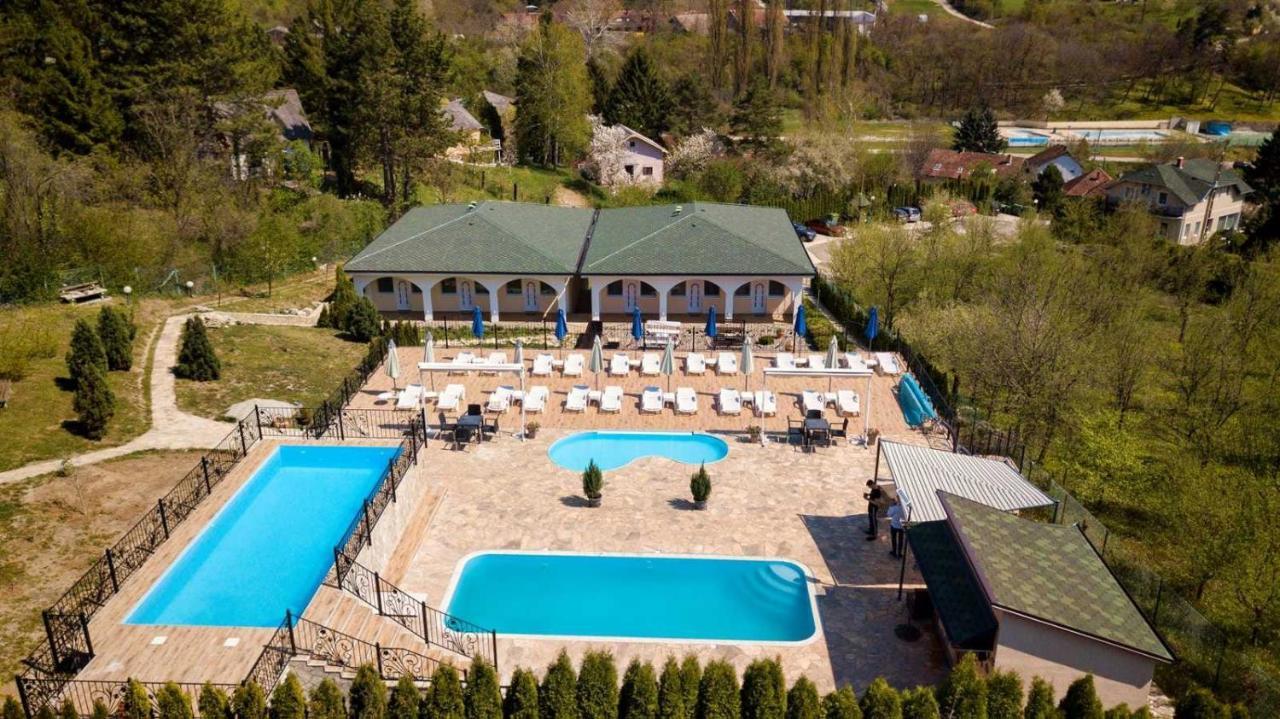 Suncani Breg Apartments Врдник Экстерьер фото