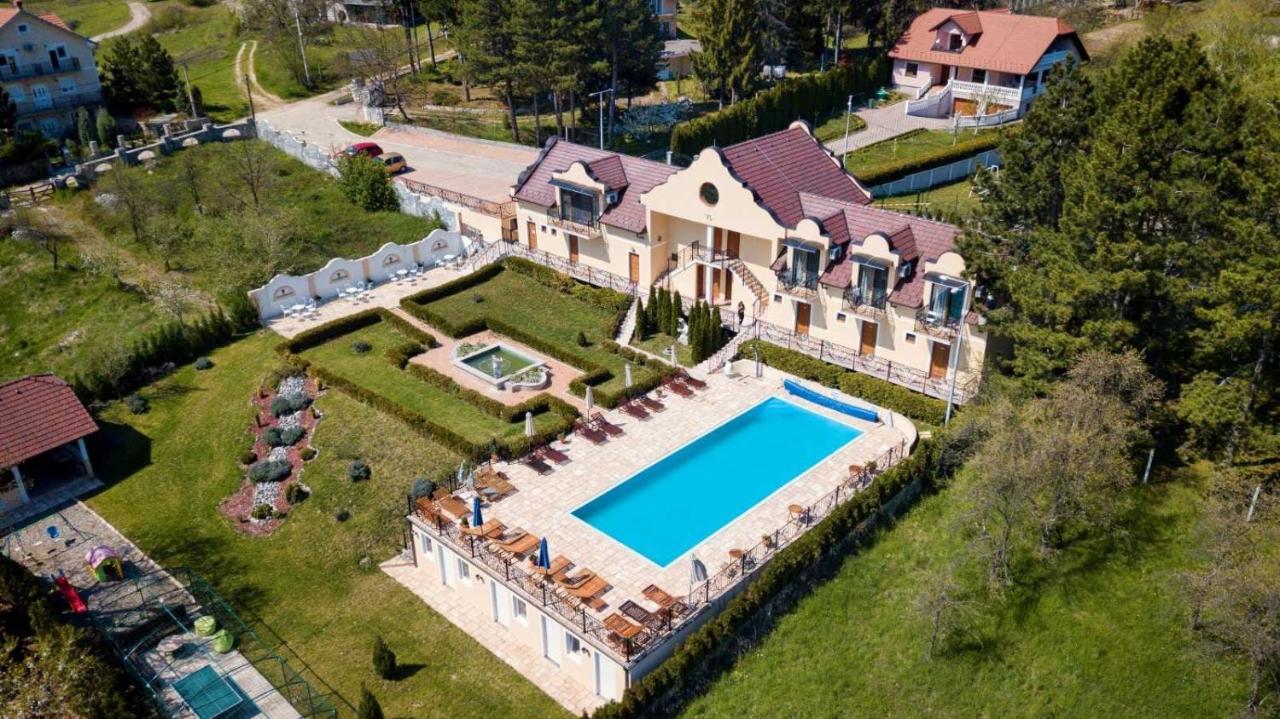 Suncani Breg Apartments Врдник Экстерьер фото
