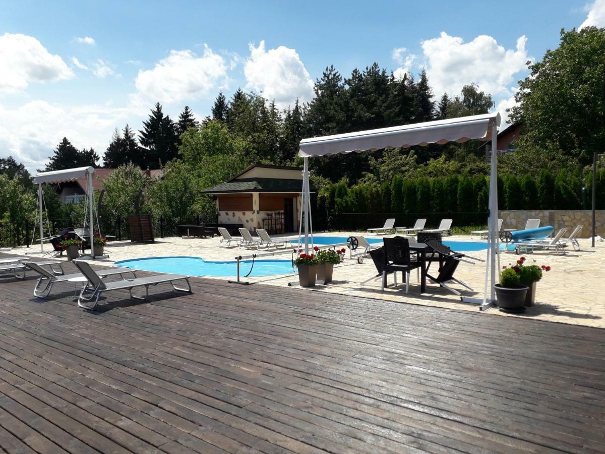 Suncani Breg Apartments Врдник Экстерьер фото